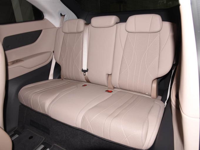 맞춤형 지능형 기술 성인 개인 5 문 7 좌석 Xpeng X9 MPV 650Km EV 자동차 3