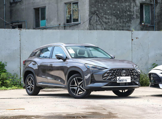 젊은 및 패션 개인 전기 MG 자동차 MG ONE 멋진 외모 SUV 새 차
