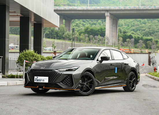 좋은 컨디션 스포츠 자동 창 안 EV 창 UNI-V 5석 5도 가솔린 차