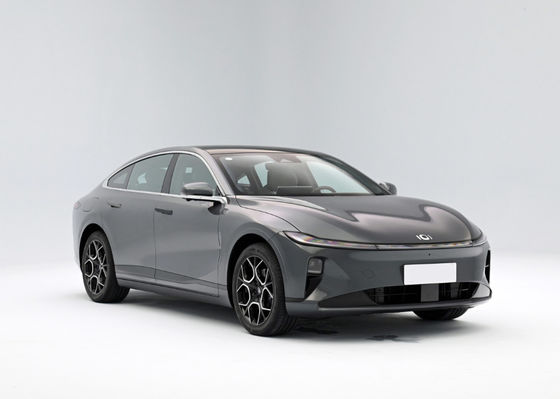 커스터마이징 할 수 있는 패션 춘안 EV 춘안 큐완 A07 세단 하이브리드 1.5T 320Nm 전기 차량 신 에너지 자동차